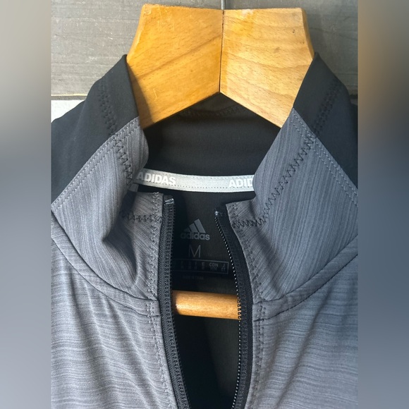 Adidas sports vest - Picture 7 of 16